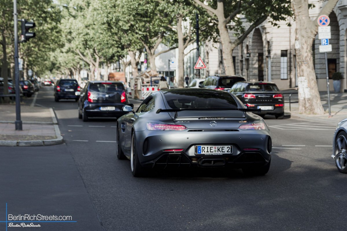 Mercedes-AMG GT-R spotted in Berlin — BerlinRichStreets